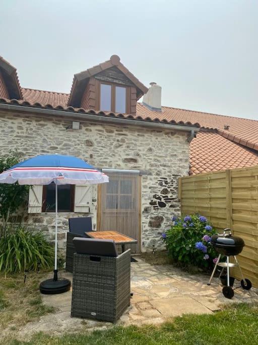 Spacious 1 Bed Home With Shared Pool Champagnac-la-Rivière Εξωτερικό φωτογραφία